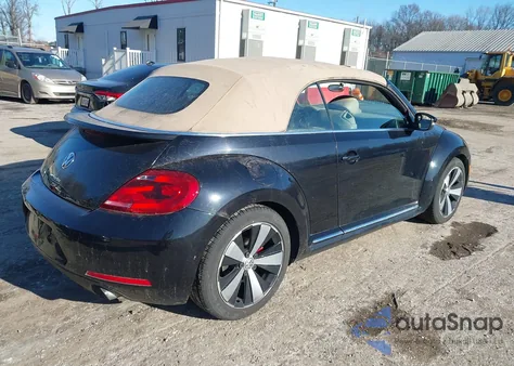 2013 Volkswagen Beetle Turbo z USA, uszkodzony, nr VIN 3VW7A7AT1DM802957